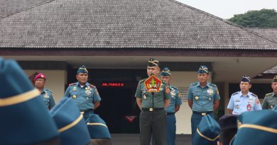 Kapusjarah TNI Menerima Kunjungan Pasis Dikreg Seskoal Angkatan ke-62  di Museum Satriamandala